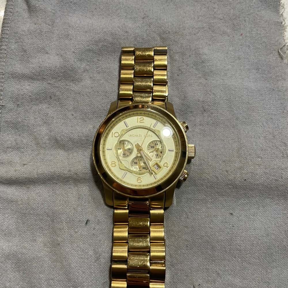 Michael Kors Oversized Runway Gold-Tone Watch